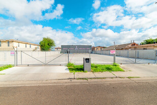 317 E Eistetter St, Laredo TX - Parking Garage