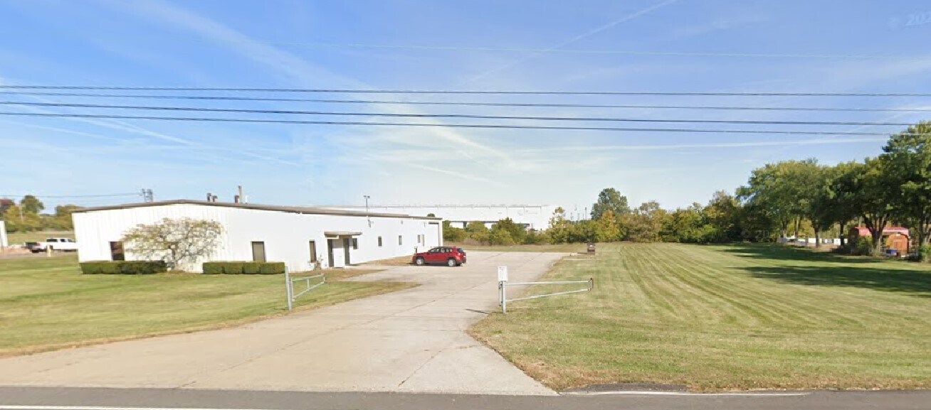 3072 Wayne Madison Rd, Trenton, OH 45067