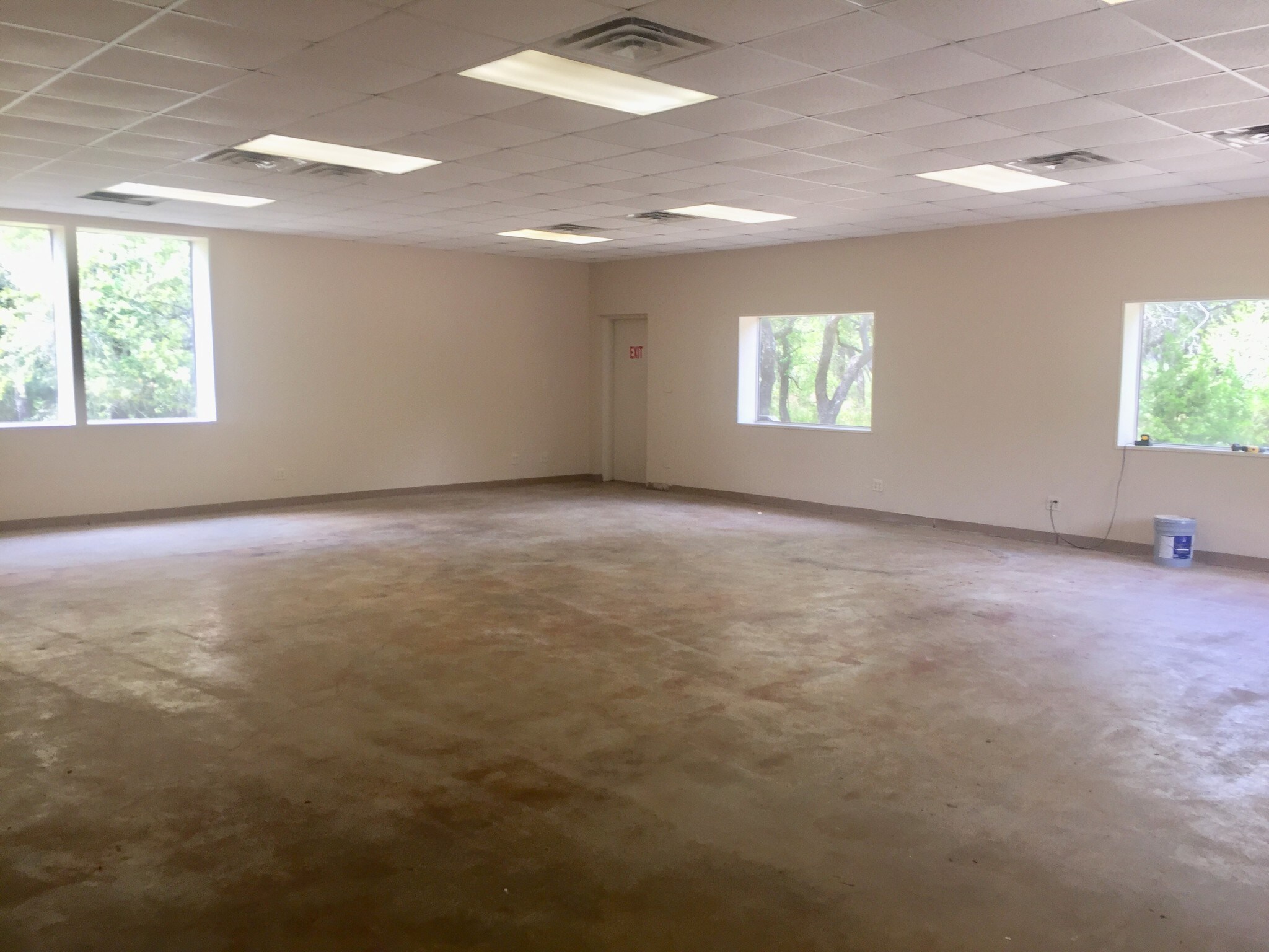 5258 Bell Springs Rd, Dripping Springs, TX for sale Primary Photo- Image 1 of 1