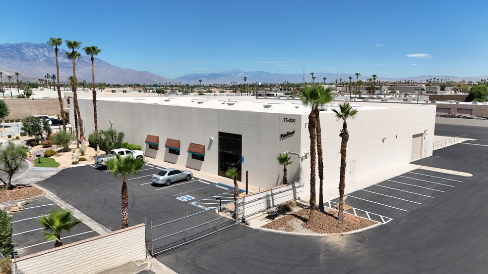 75220 Merle Dr, Palm Desert, CA for lease - Building Photo - Image 2 of 7