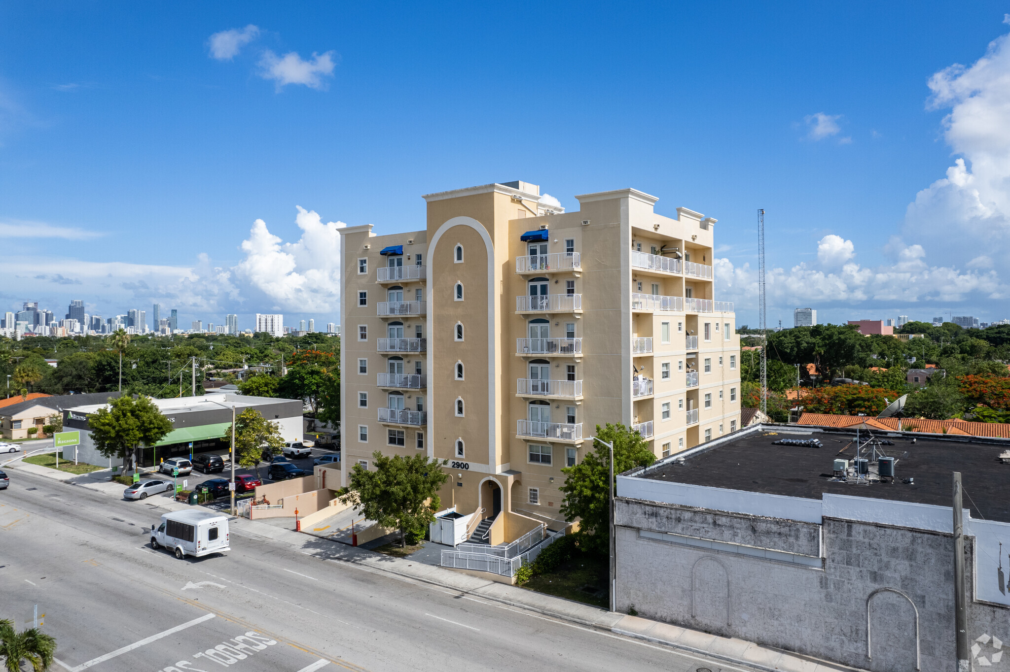 2900 NW 7th St, Miami, FL for sale Primary Photo- Image 1 of 1