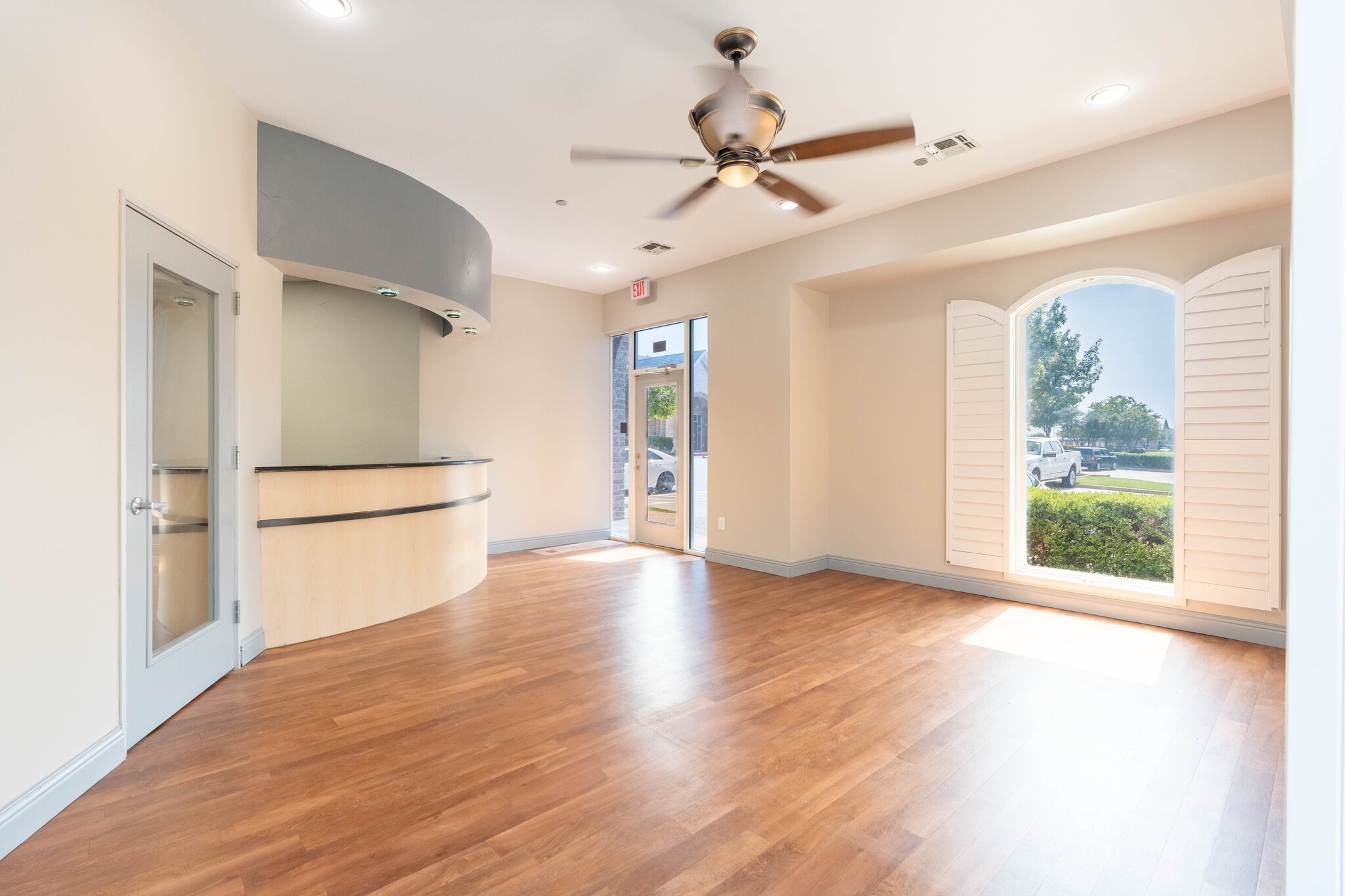 175 S Ridge Rd, McKinney, TX for lease Interior Photo- Image 1 of 12