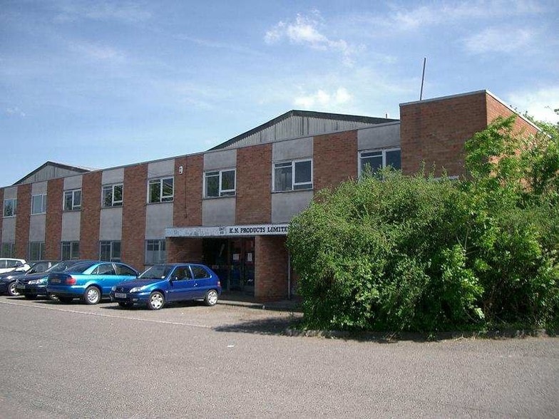Hewell Rd, Redditch for lease - Building Photo - Image 3 of 7