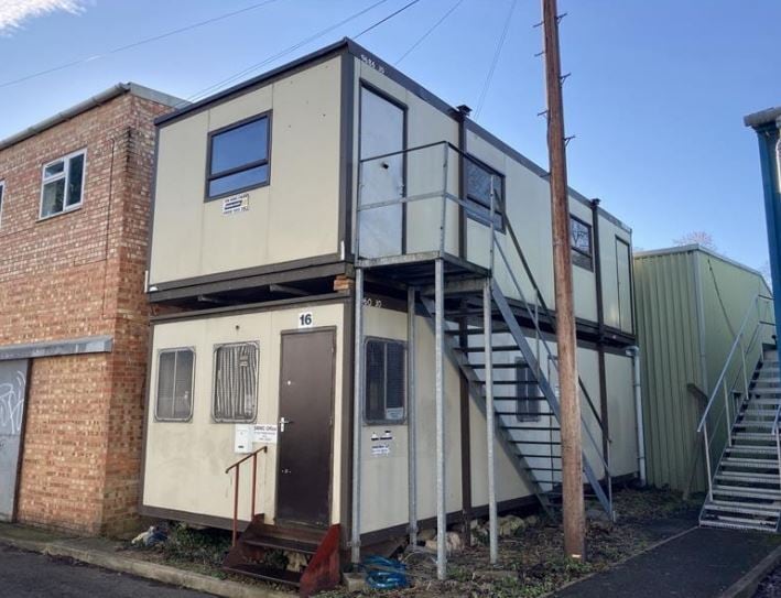 16 Soho Mills, Wooburn Green for sale Primary Photo- Image 1 of 1