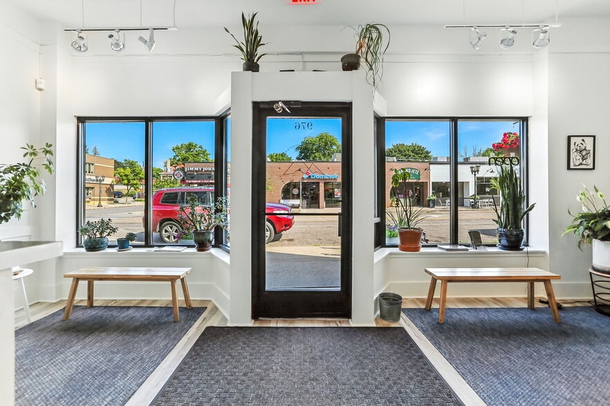 976-978 Grand Ave, Saint Paul, MN for sale - Building Photo - Image 2 of 21