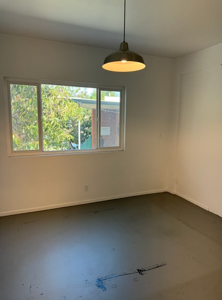 11630 Chayote St, Los Angeles, CA for lease - Building Photo - Image 2 of 4