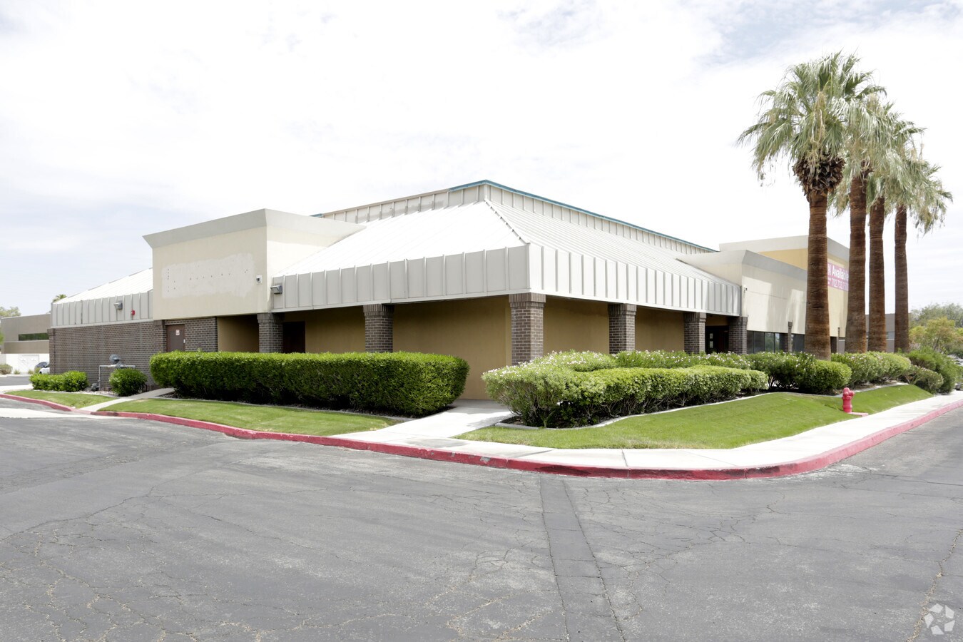 1800 E Flamingo Rd, Las Vegas, NV 89119 | LoopNet