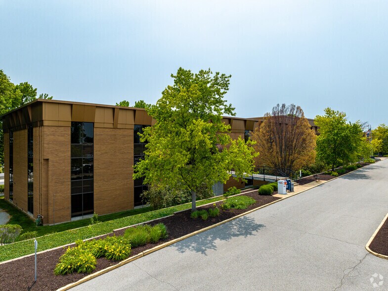 11960-westline-industrial-dr-saint-louis-mo-63146-the-westport