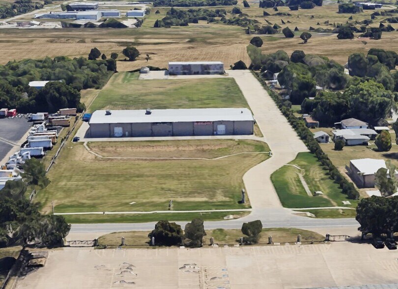 1341 & 1351 N Garnett Rd, Tulsa, OK for lease - Primary Photo - Image 1 of 5