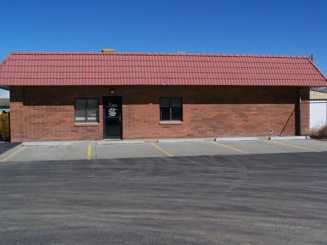 1750 Manzanita Dr, Elko, NV for sale Primary Photo- Image 1 of 1