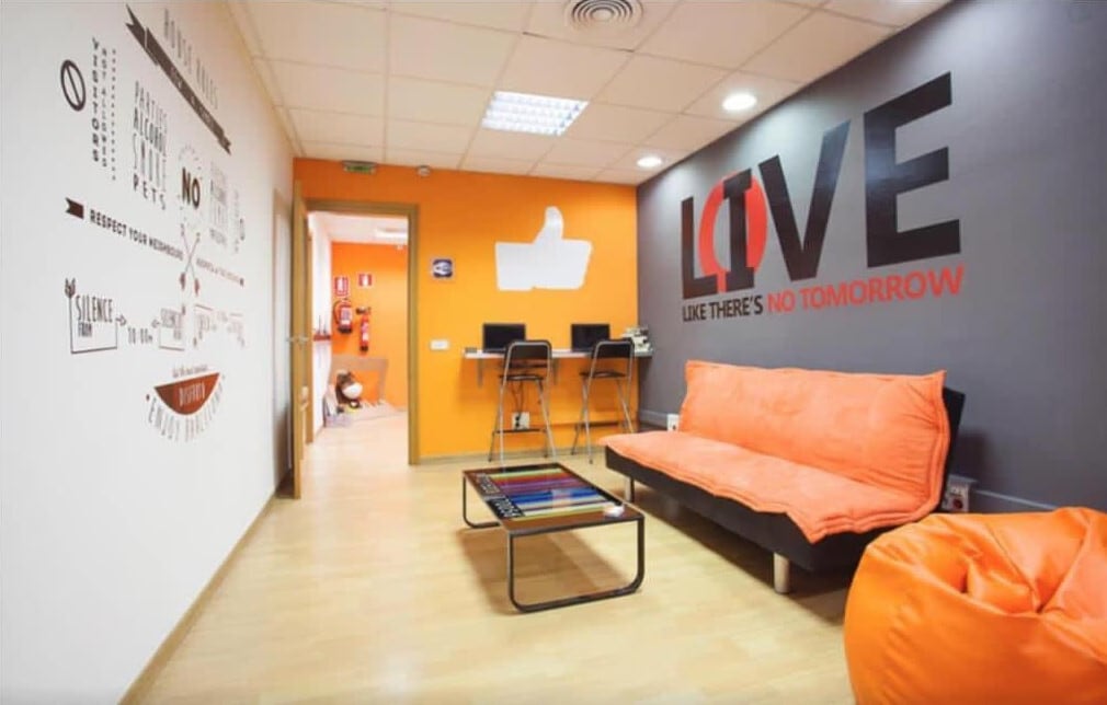 Carrer de Sepúlveda, Barcelona, BAR 08015 -  -  - Interior Photo - Image 1 of 17