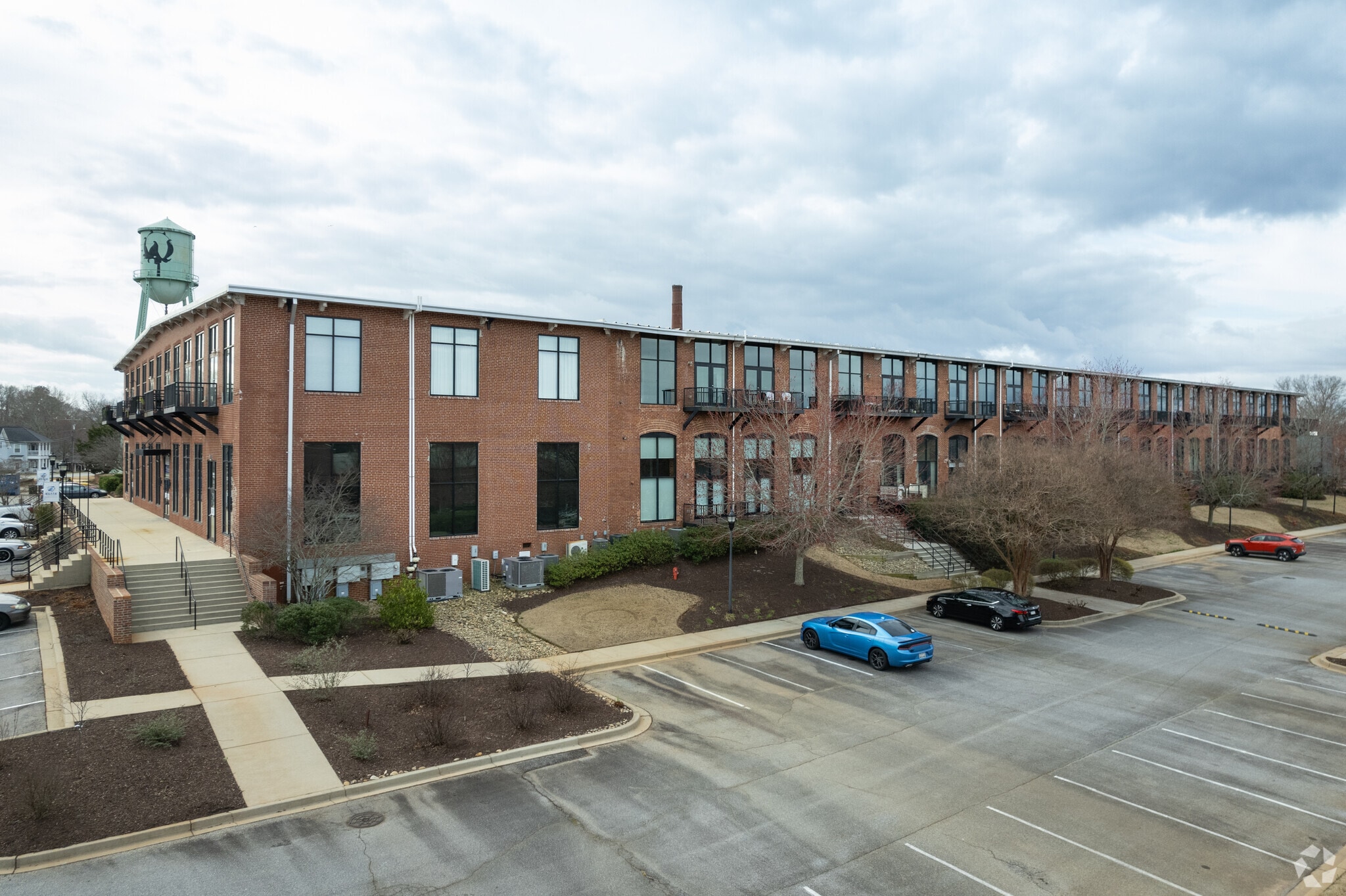 300 South St, Simpsonville, SC for sale Primary Photo- Image 1 of 42