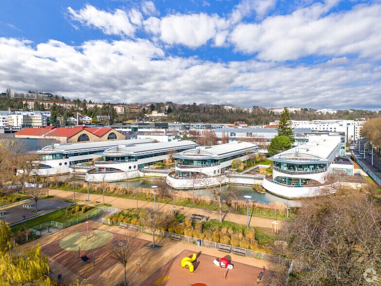 3 Place Giovanni Da Verrazzano, Lyon for lease - Building Photo - Image 2 of 25