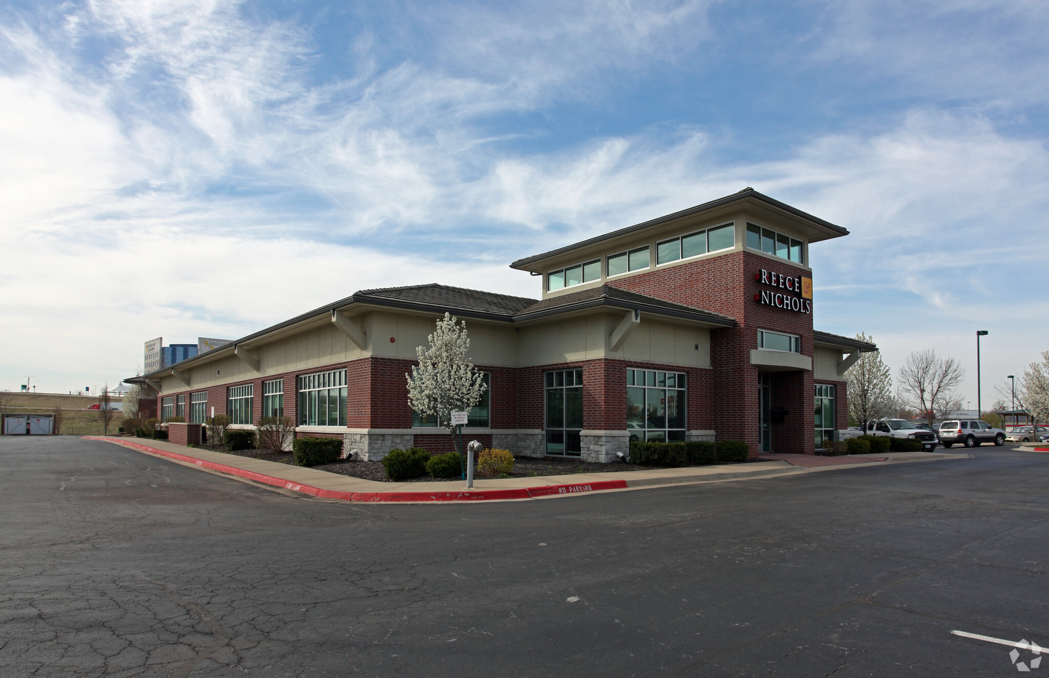 20101 E Jackson Dr, Independence, MO for lease Primary Photo- Image 1 of 6