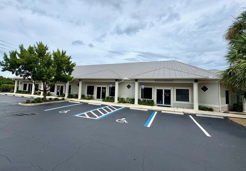 8899 Timberwilde Dr, Bonita Springs, FL for lease - Building Photo - Image 1 of 5