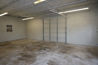 4918 W 21st St, Tulsa, OK for lease Interior Photo- Image 2 of 4