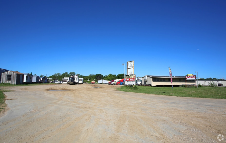 5720 Rendon Bloodworth Rd, Fort Worth, TX for sale - Primary Photo - Image 2 of 69