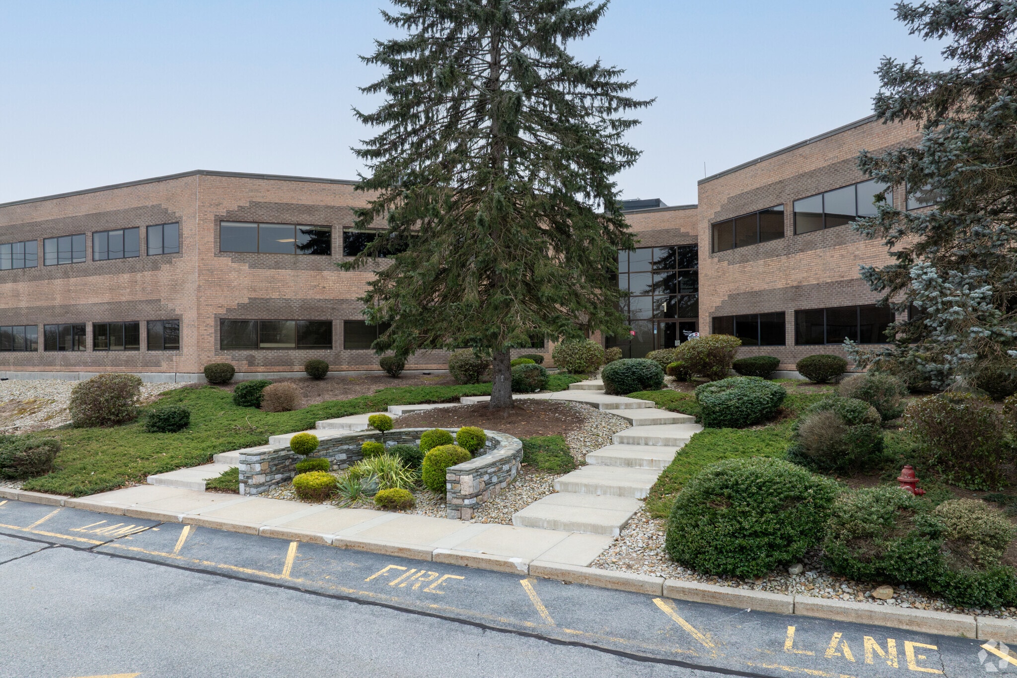 25 Blackstone Valley Pl, Lincoln, RI for lease Building Photo- Image 1 of 6