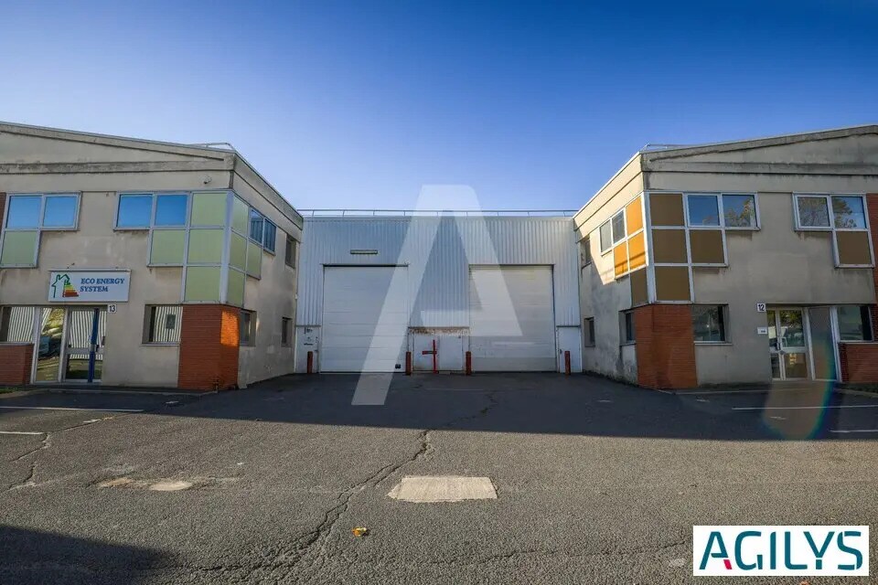 Flex in Chilly-Mazarin for lease Building Photo- Image 1 of 8