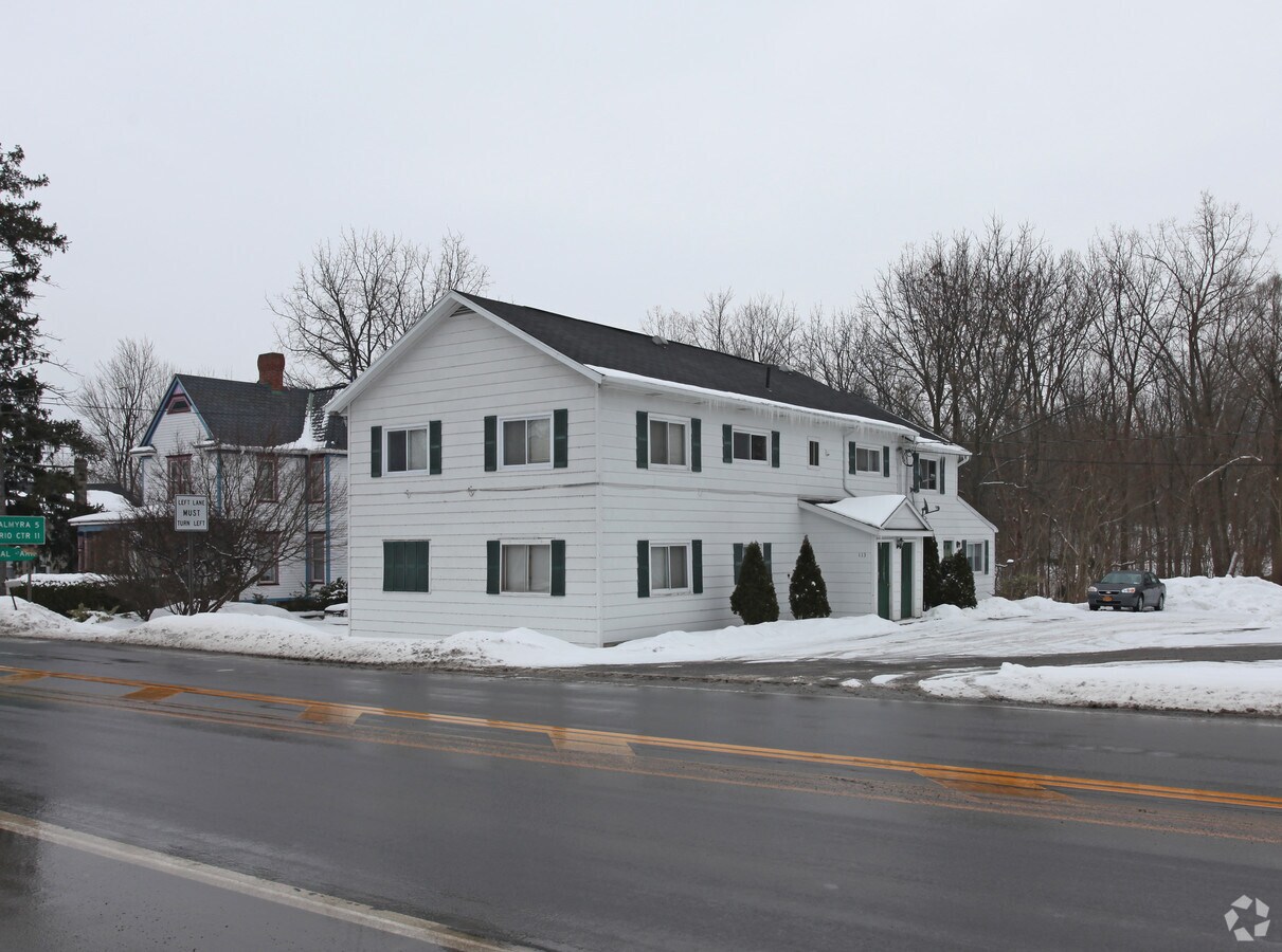 113 Main St, Macedon, NY 14502