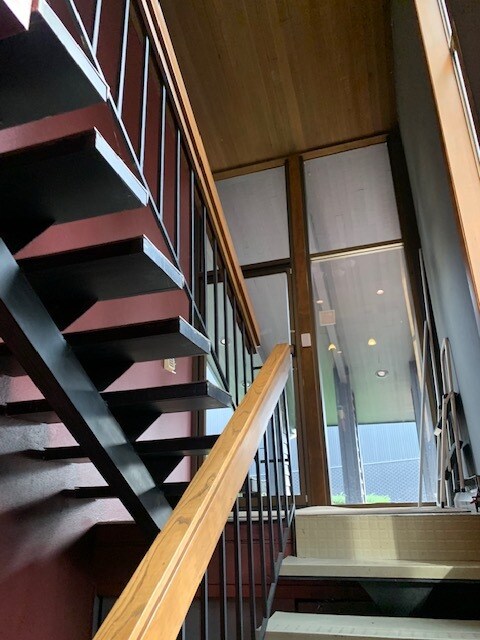 4242 SE Milwaukie Ave, Portland, OR for sale Interior Photo- Image 1 of 11