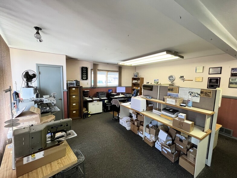 16321 Rockside Rd, Maple Heights, OH for lease - Building Photo - Image 2 of 8