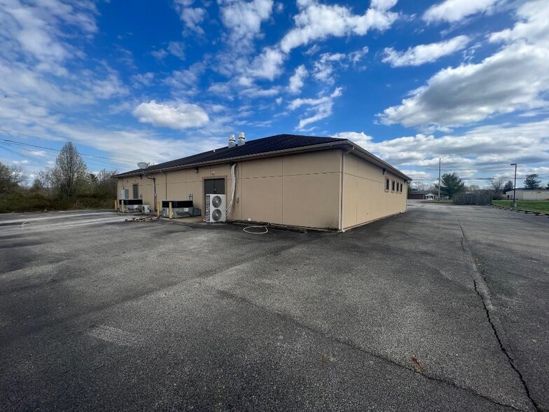 3683 Ohio River Rd, Point Pleasant, WV for sale - Building Photo - Image 3 of 21