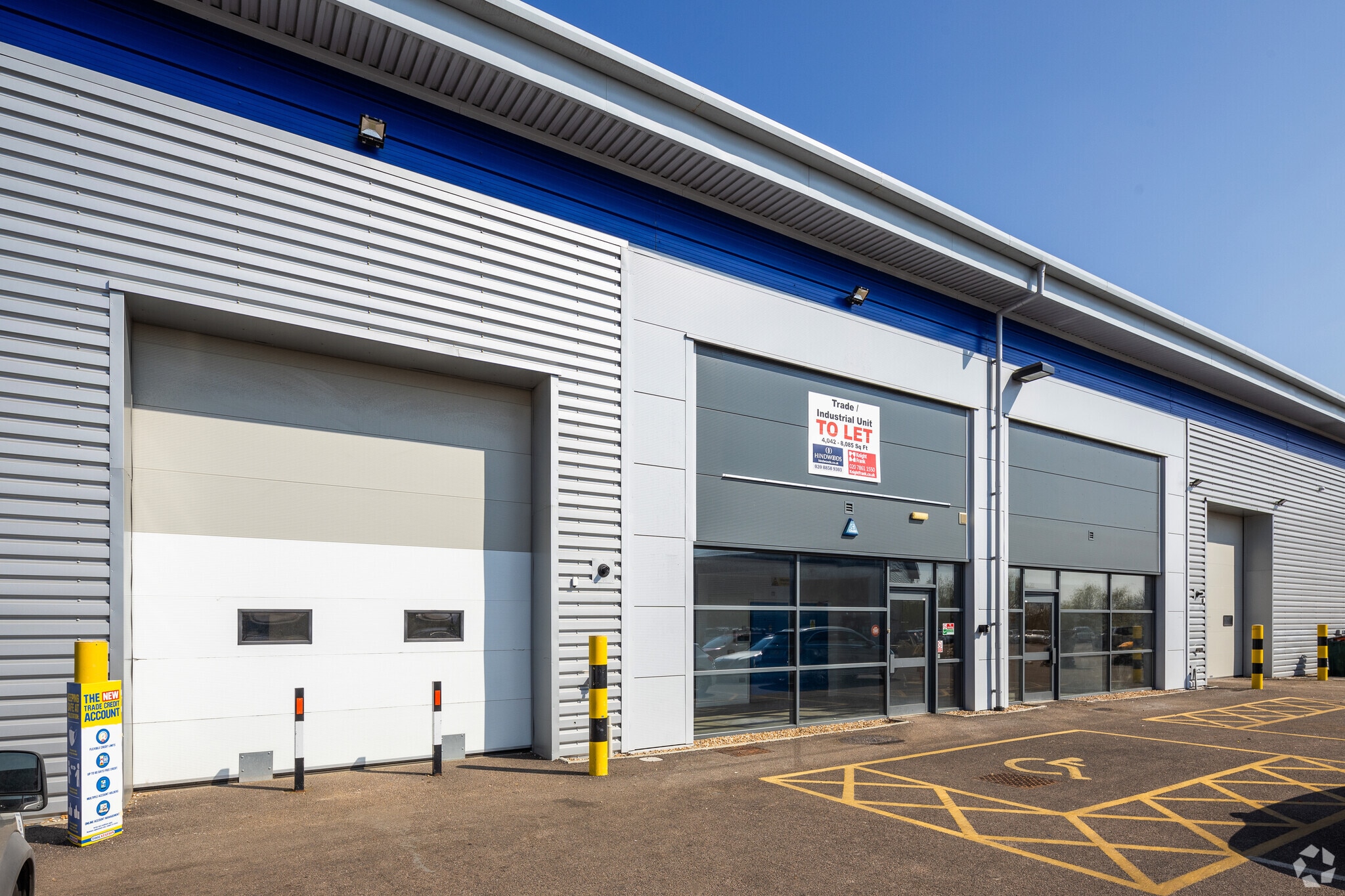 Bell Green, London for lease Primary Photo- Image 1 of 12