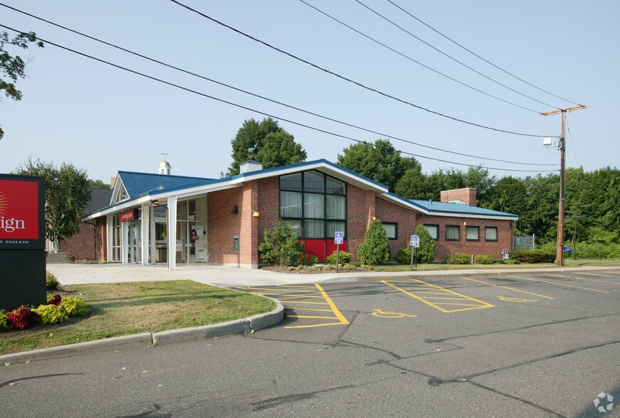 800 Enfield St, Enfield, CT 06082