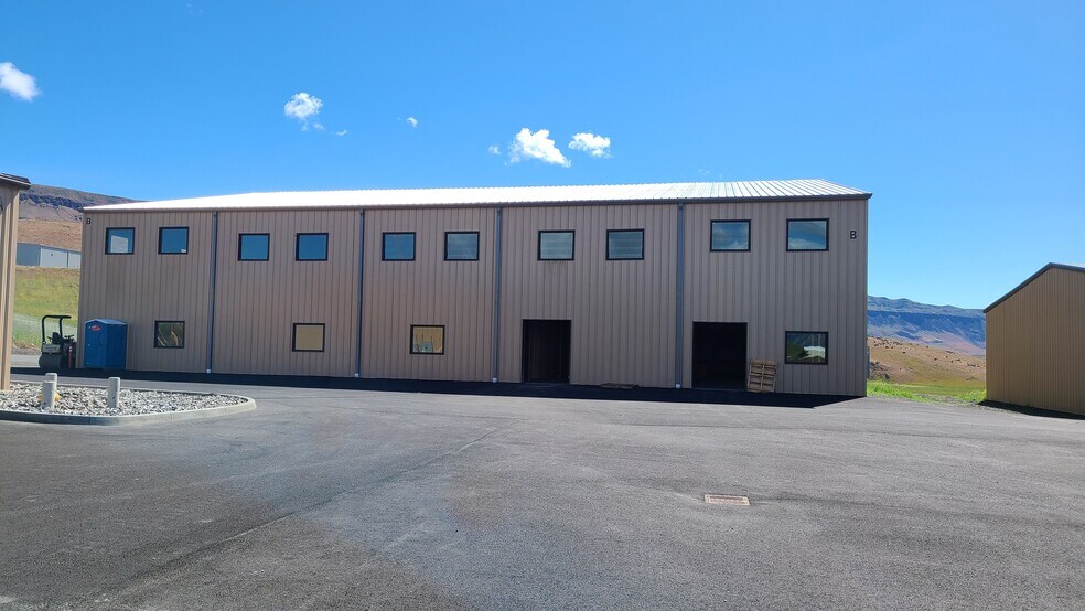 397 Urban Industrial Way, East Wenatchee, WA 98802