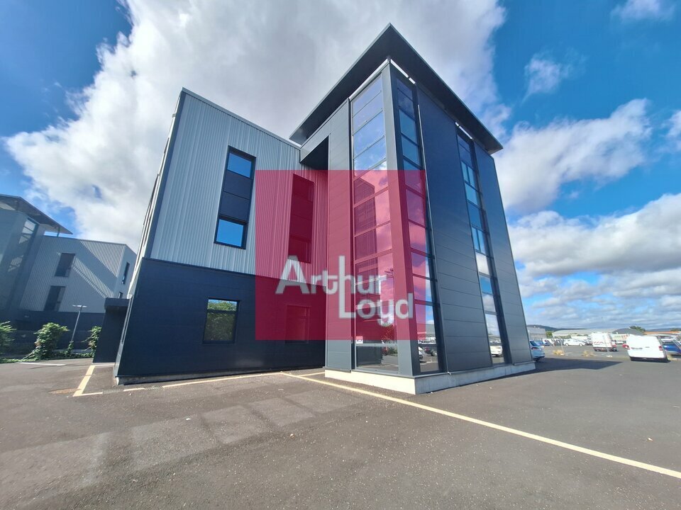 41 Rue Georges Besse, Clermont-Ferrand for lease Building Photo- Image 1 of 5