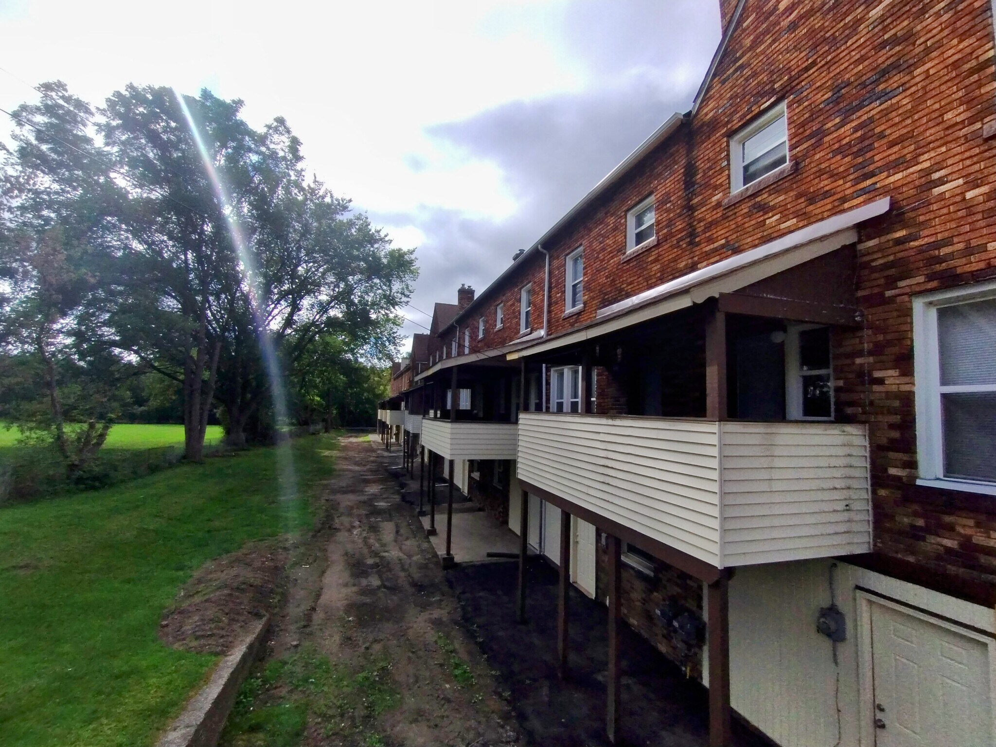 25 Maynard Ct, Pontiac, MI for sale Building Photo- Image 1 of 78