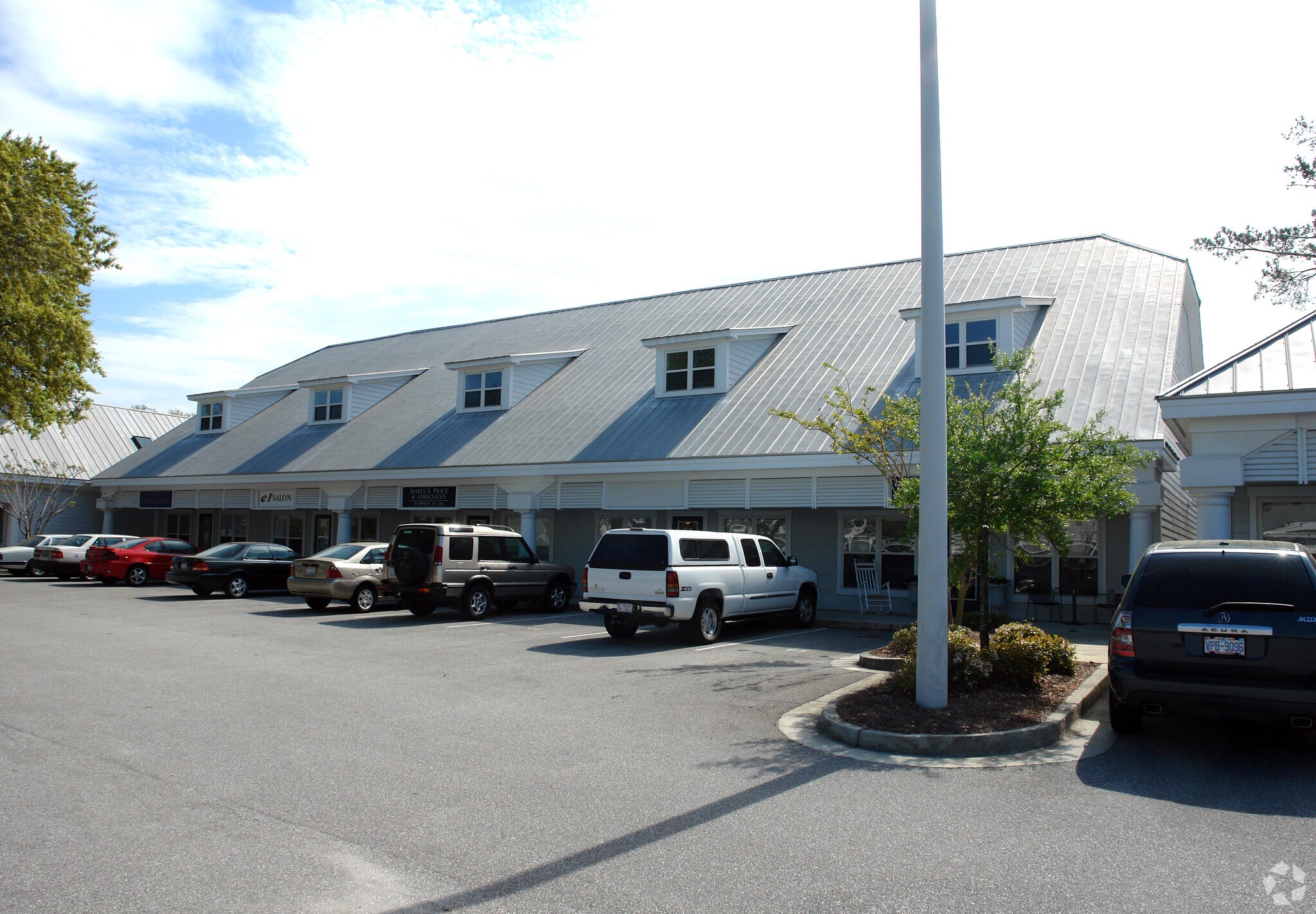 5725-C Oleander Dr, Wilmington, NC for lease Primary Photo- Image 1 of 8