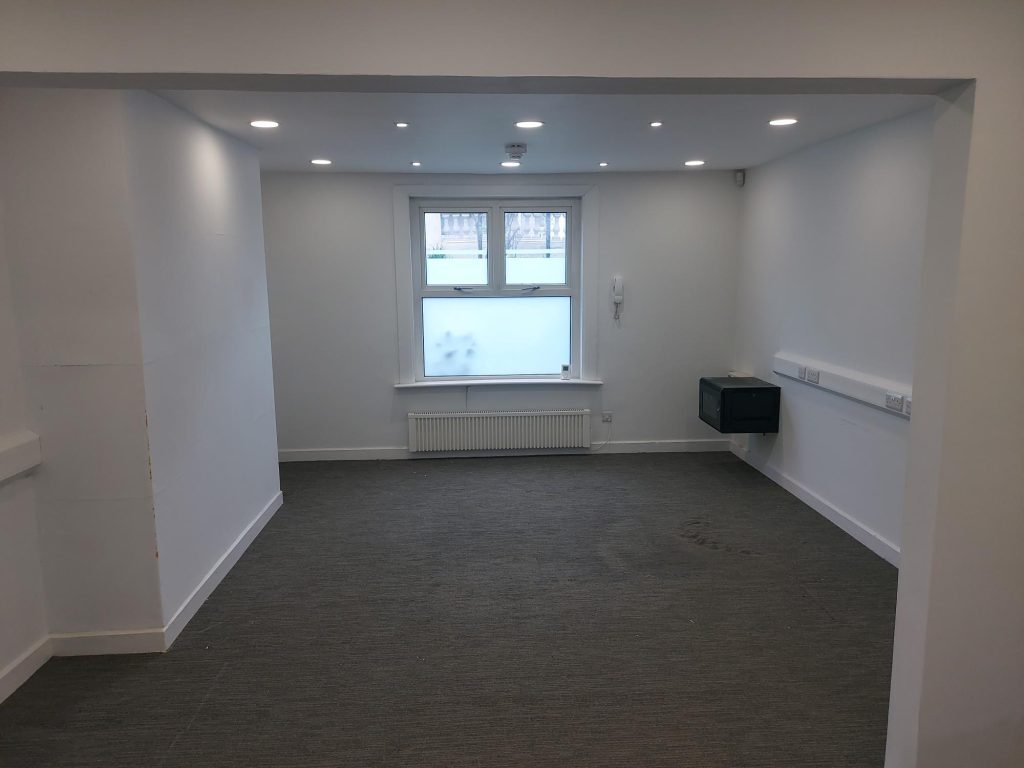 18 Upper Grosvenor Rd, Tunbridge Wells for lease Interior Photo- Image 1 of 3