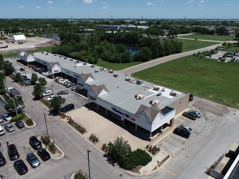 405 N Eola Rd, Aurora, IL for sale - Building Photo - Image 3 of 6