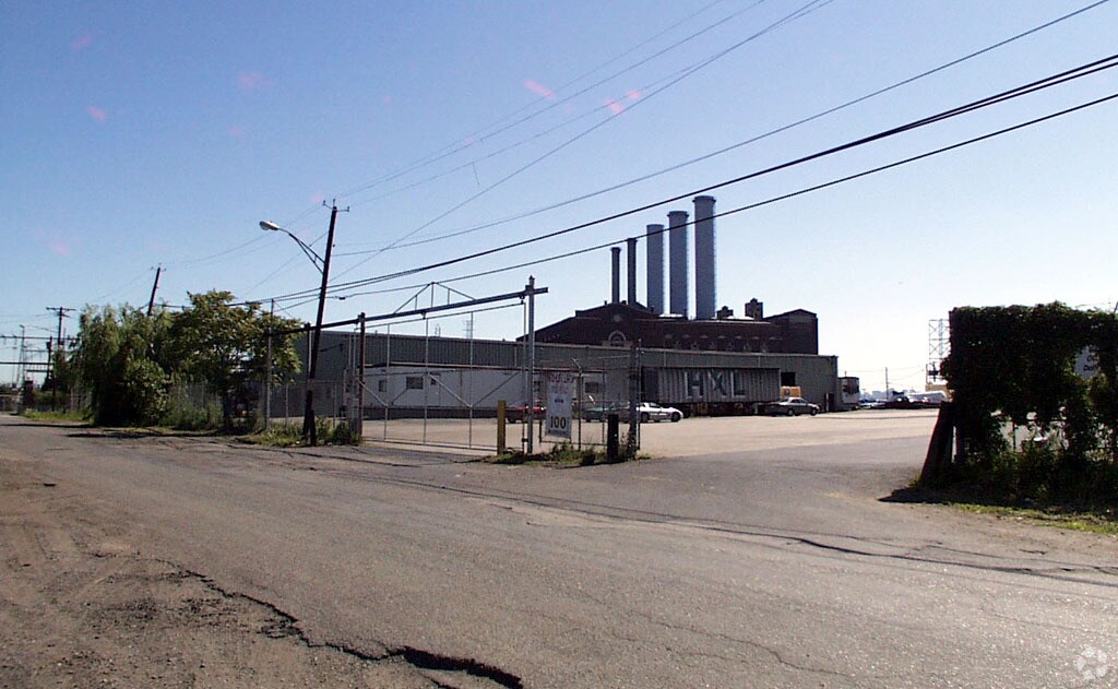 100 Hackensack Ave, Kearny, NJ 07032