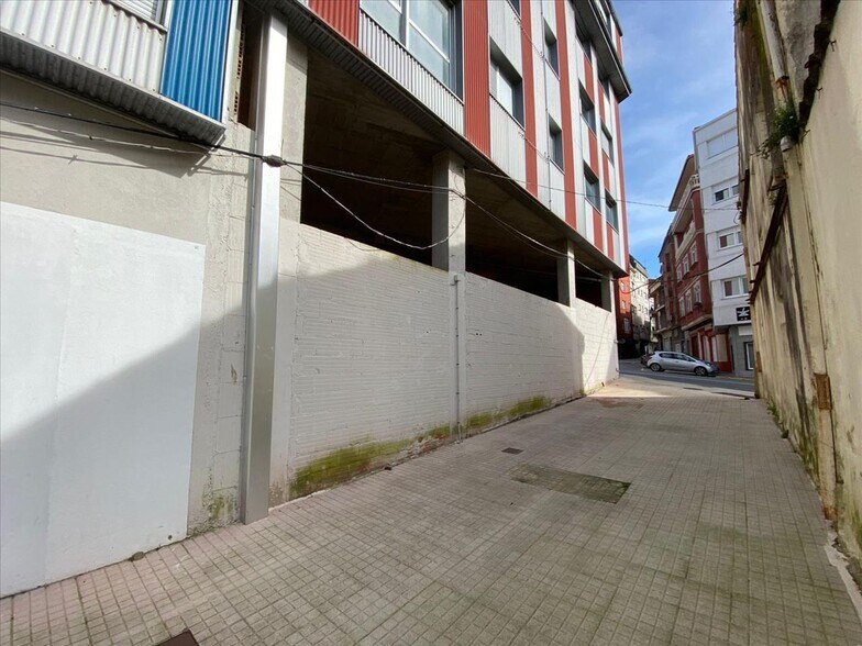 Multifamily in Cee, La Coruna for sale - Building Photo - Image 3 of 3