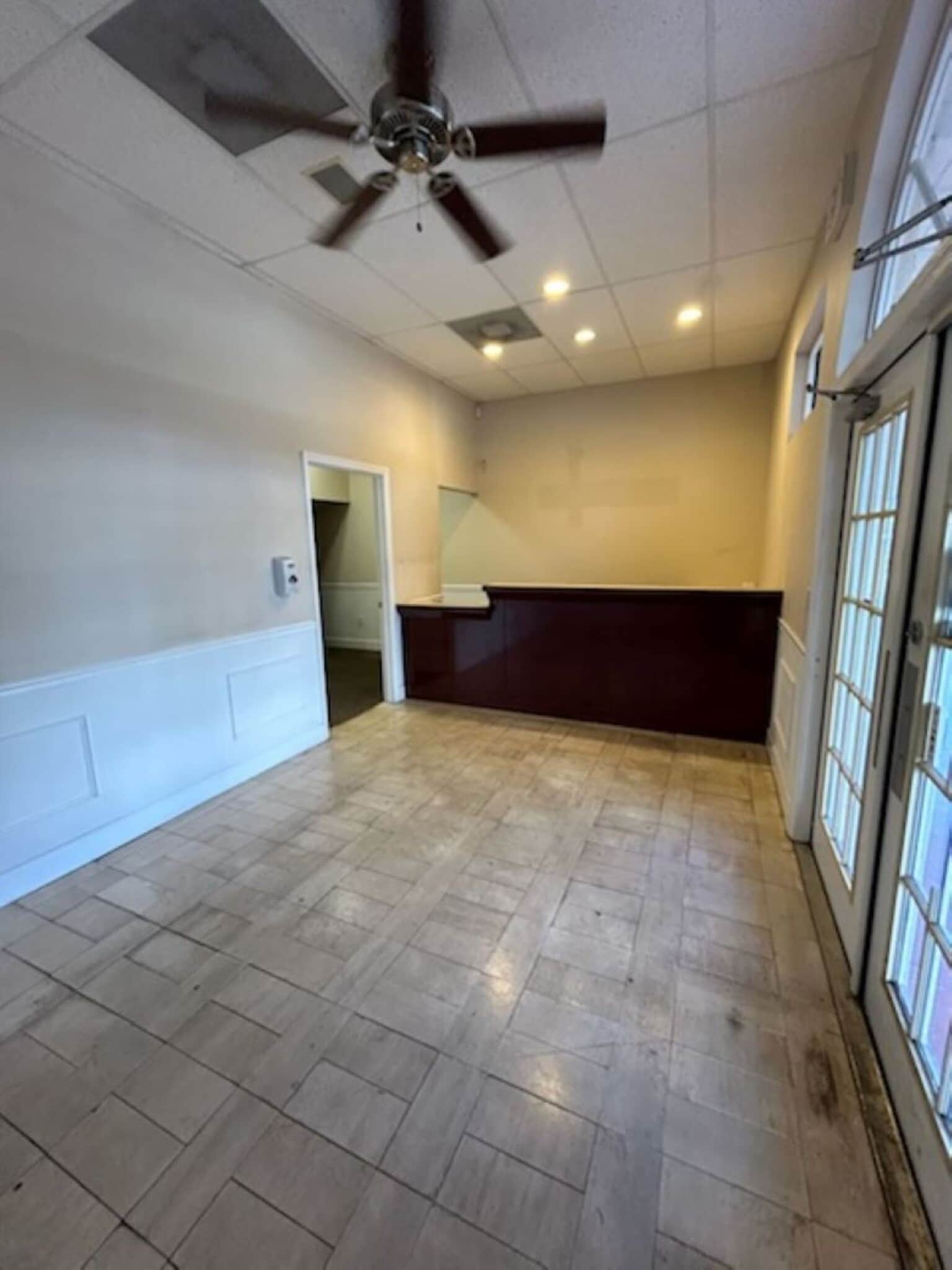 1001 N Macdill Ave, Tampa, FL for lease Interior Photo- Image 1 of 10