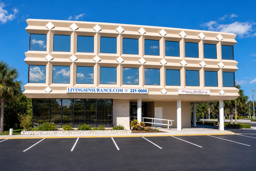 2646 SW Mapp Rd, Palm City, FL for lease - Building Photo - Image 2 of 5
