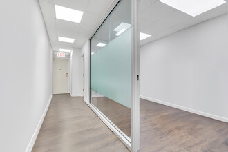 148-09 Northern Blvd, Flushing, NY for lease Interior Photo- Image 1 of 6