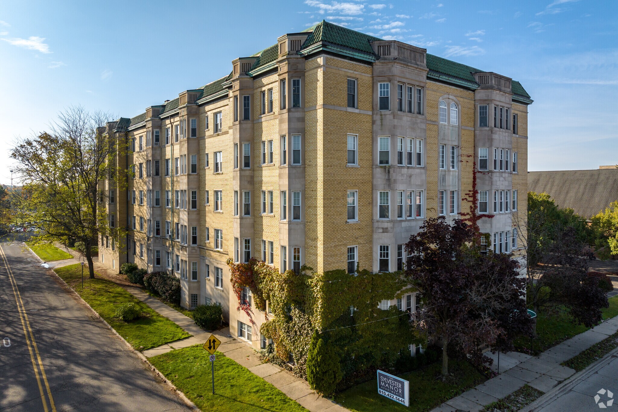 224 E Court St, Flint, MI for sale Primary Photo- Image 1 of 1