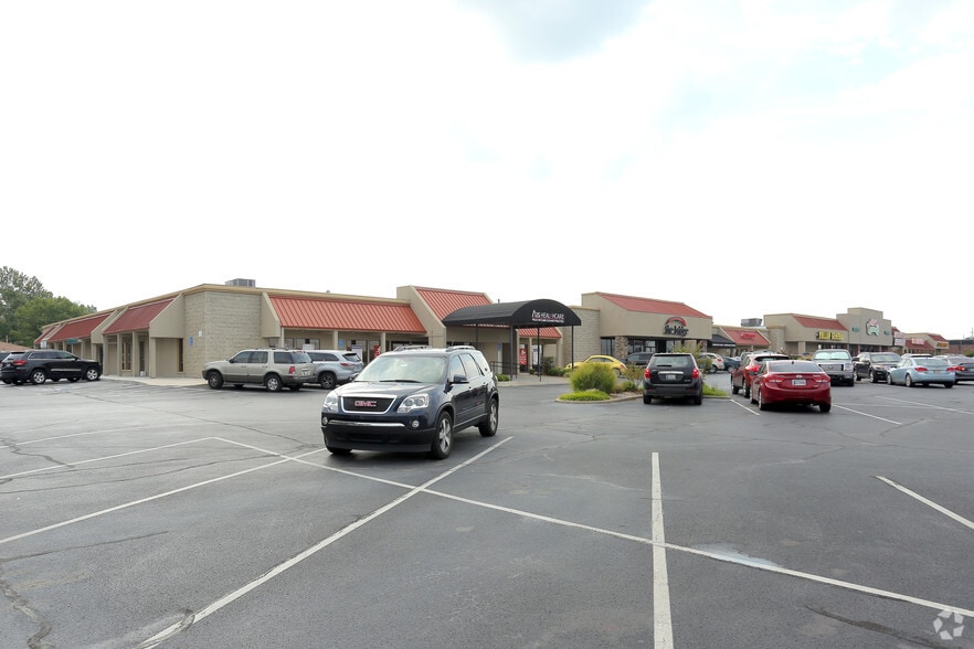 11907-12037 S Memorial Dr, Bixby, OK for lease - Building Photo - Image 2 of 5