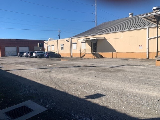 4401 Euphrosine St, New Orleans, LA for sale - Building Photo - Image 3 of 8