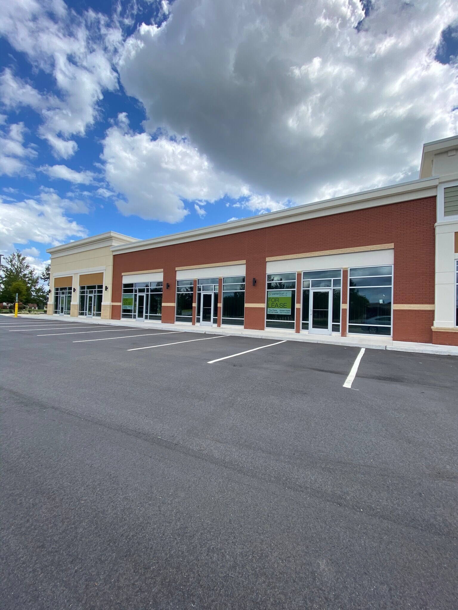 632 Grassfield Pky, Chesapeake, VA 23322 Cahoon Commons