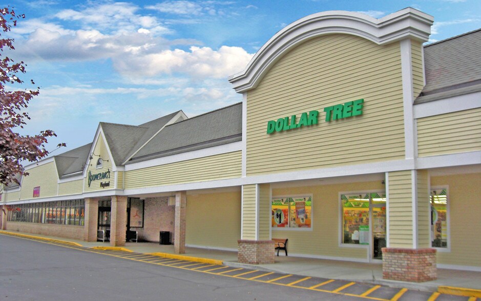 160 N Main St, Carver, MA 02330