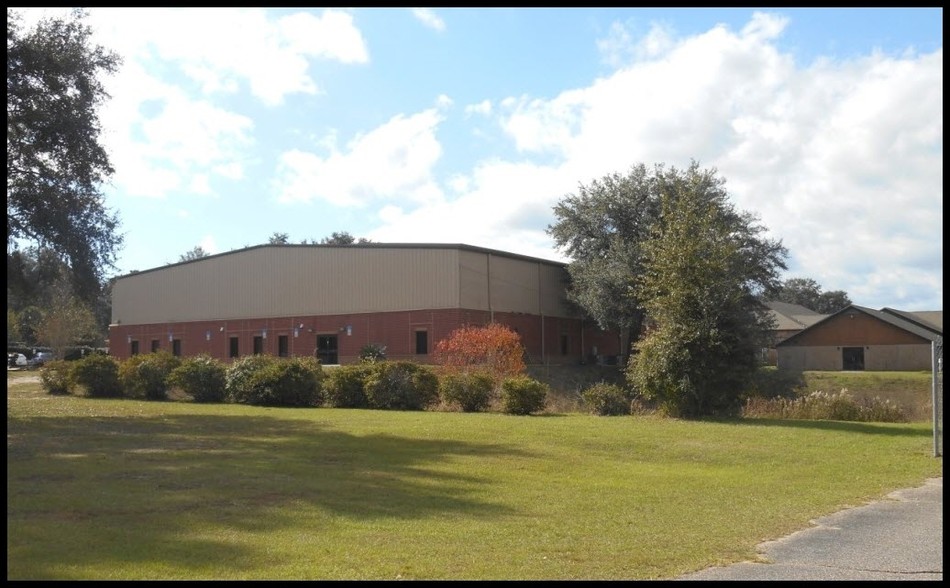 3475 Pine Forest Rd, Cantonment, FL for sale - Primary Photo - Image 1 of 1