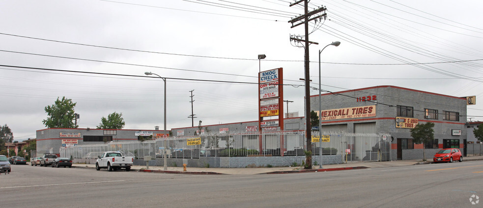 11232 Vanowen St, North Hollywood, CA for lease - Primary Photo - Image 1 of 23