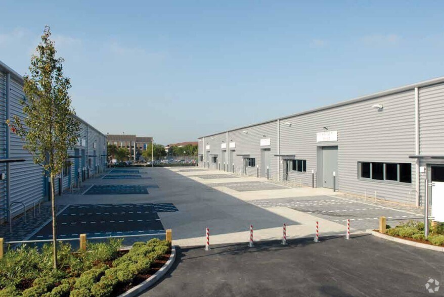 Forest Rd, Feltham, TW13 7DY Industrial for Lease