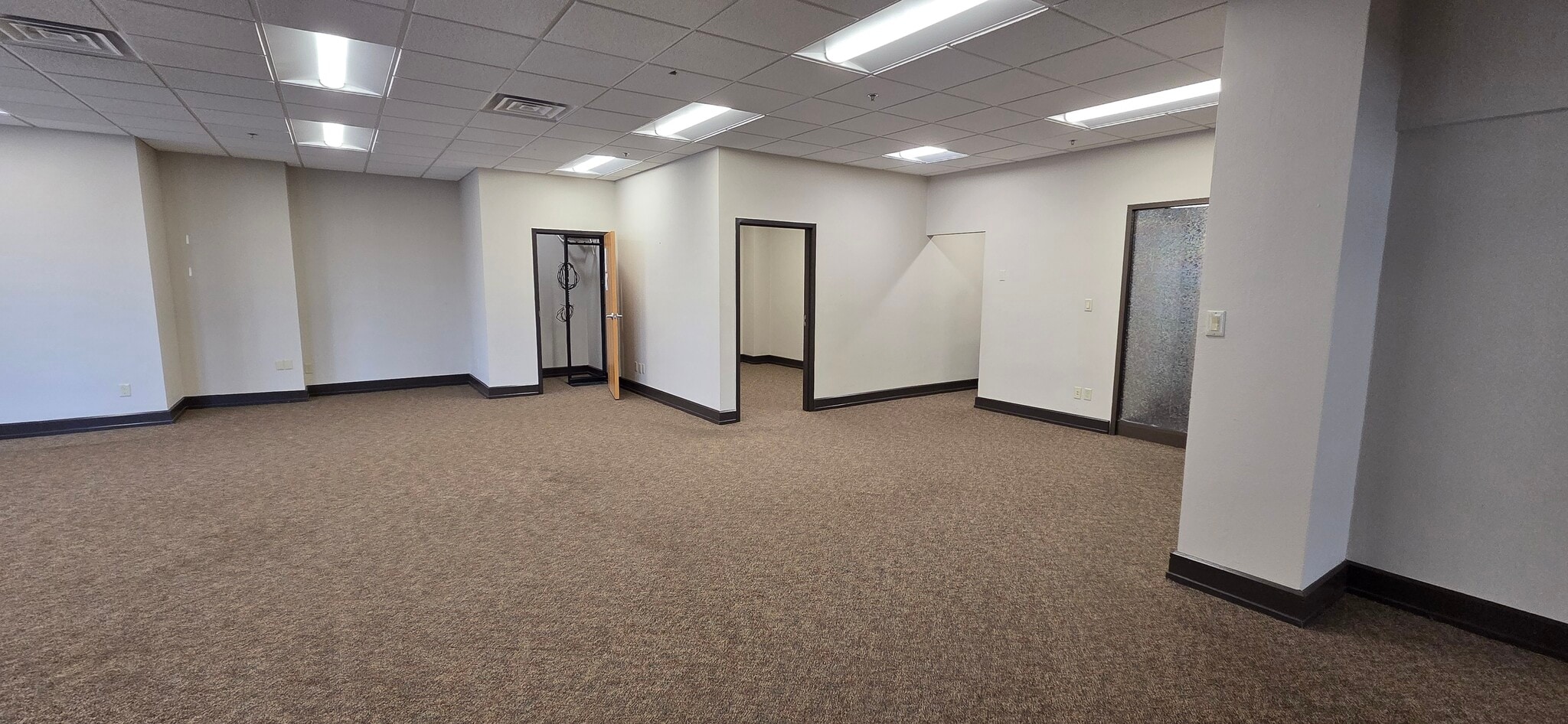 306 W Superior St, Duluth, MN for lease Interior Photo- Image 1 of 10