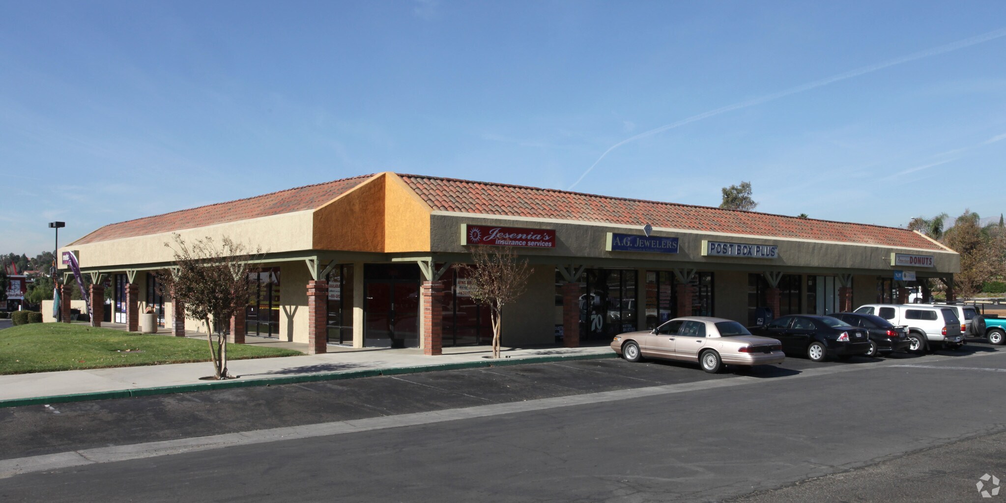 7920-7990 Limonite Ave, Jurupa Valley, CA for lease Primary Photo- Image 1 of 4